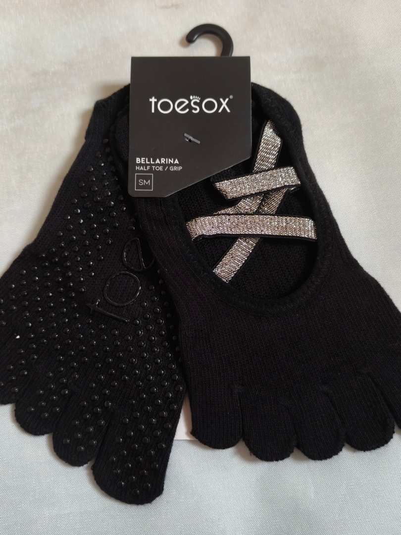 Toesox Yoga Five-Toe Socks Men - Yoga Mat review and price