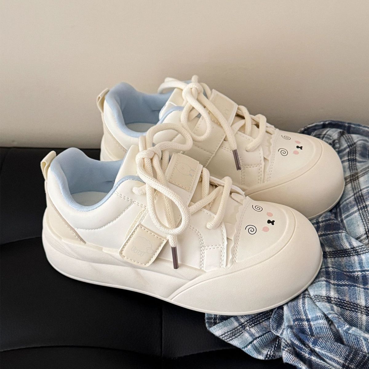 Women Girls Cute Pure White Ca - Skateboard review and price